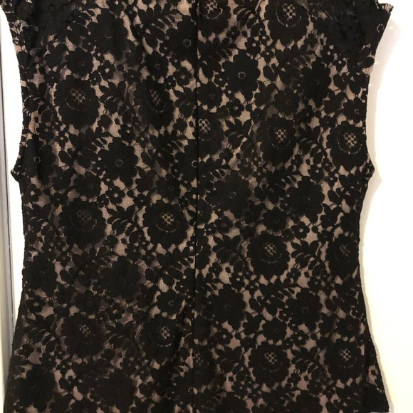 Black lace top size L - Picture 5 of 5